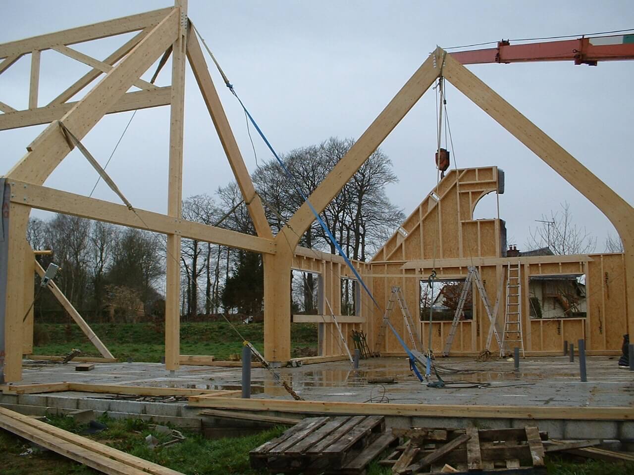 SPÉCIALISTE DU LAMELLÉ-COLLÉ et de la charpente EN HAUTE-NORMANDIE SARL DUHAMEL