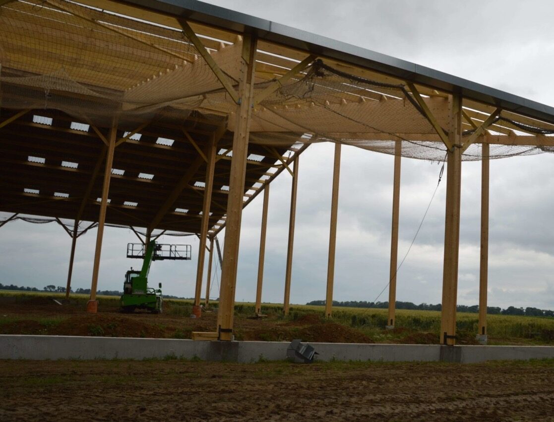 SPÉCIALISTE DU LAMELLÉ-COLLÉ et de la charpente EN HAUTE-NORMANDIE SARL DUHAMEL