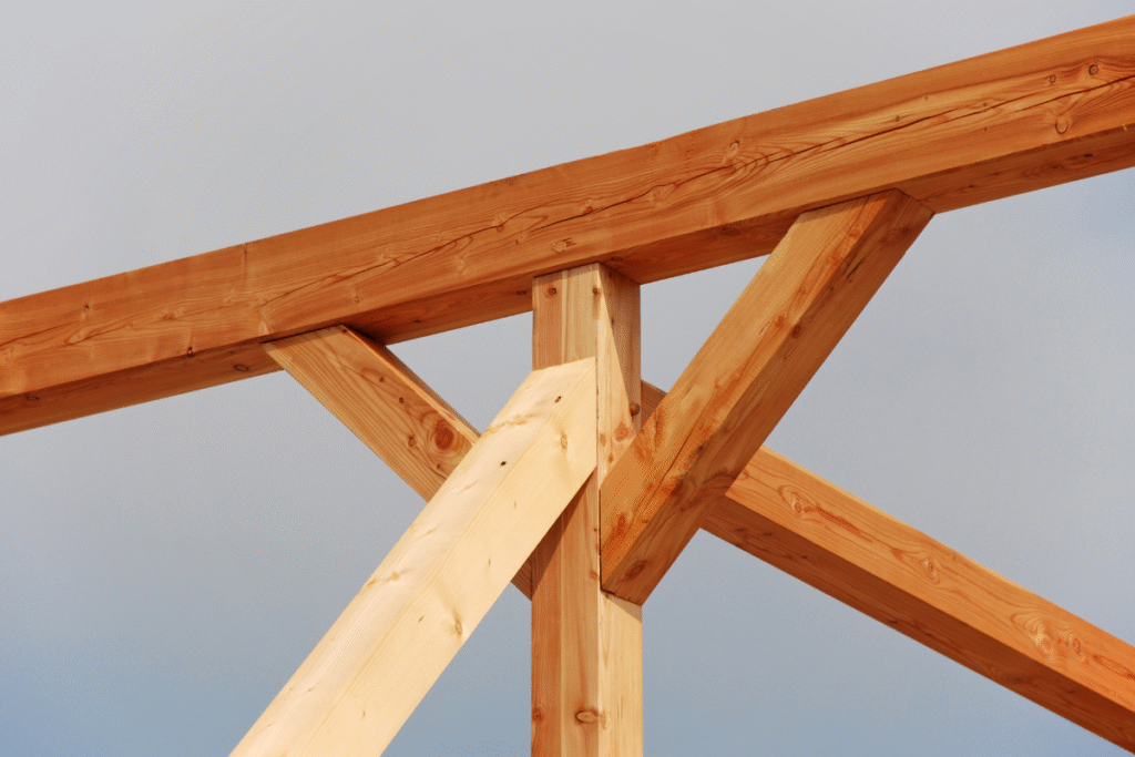 SPÉCIALISTE DU LAMELLÉ-COLLÉ et de la charpente EN HAUTE-NORMANDIE SARL DUHAMEL